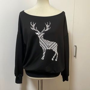 Off Shoulder Winter Holiday * Black & White * Deer Holiday Sweatshirt Size Small